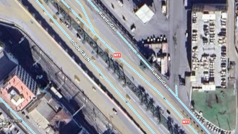 Algiers Highway Closure for Pedestrian Overpass Installation