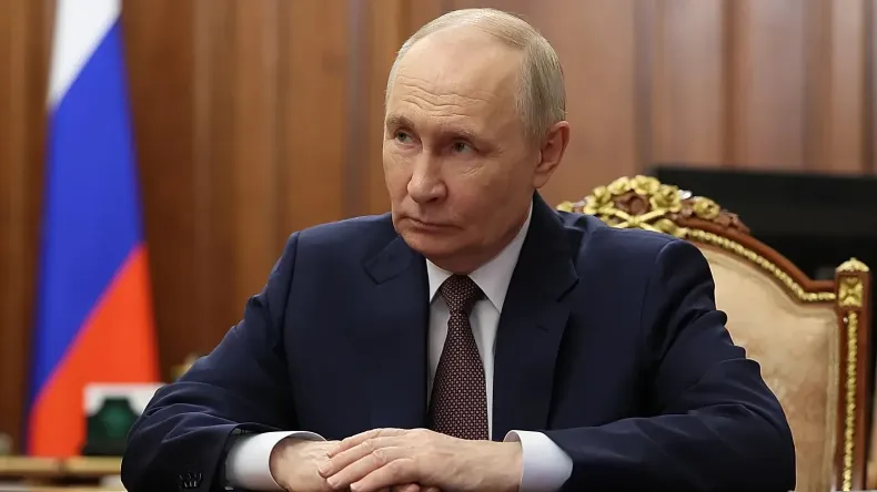 Putin Warns of Mass Job Displacement Due to AI