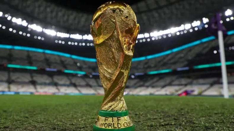 IFAB Clarifies Rules on Coach Laptops During World Cup Halftime