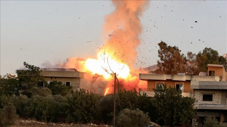 Gaza City Airstrikes Kill Family of Five Amid Ongoing Conflict
