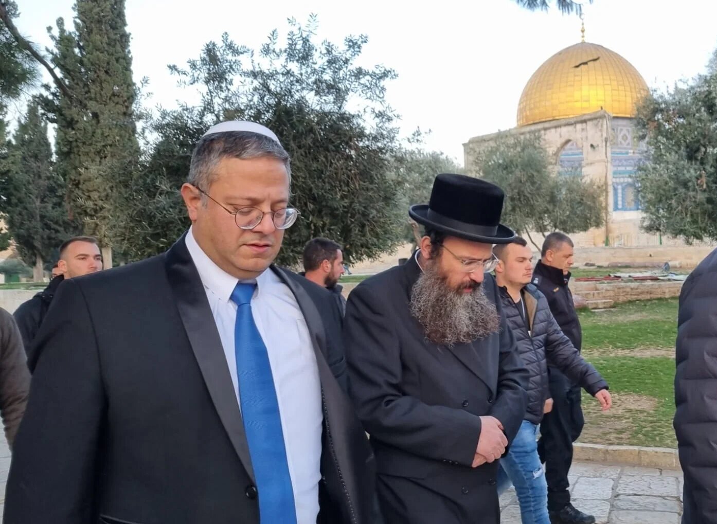 Israel Recruits Far-Right Religious for Al-Aqsa Security Amid 'Judaization' Fears