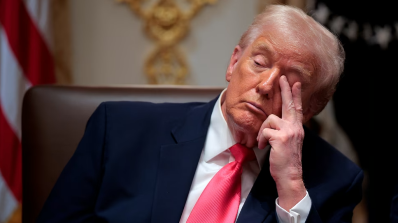 Trump Lifts Naval Blockade on Iran, Demands Strait of Hormuz Opening